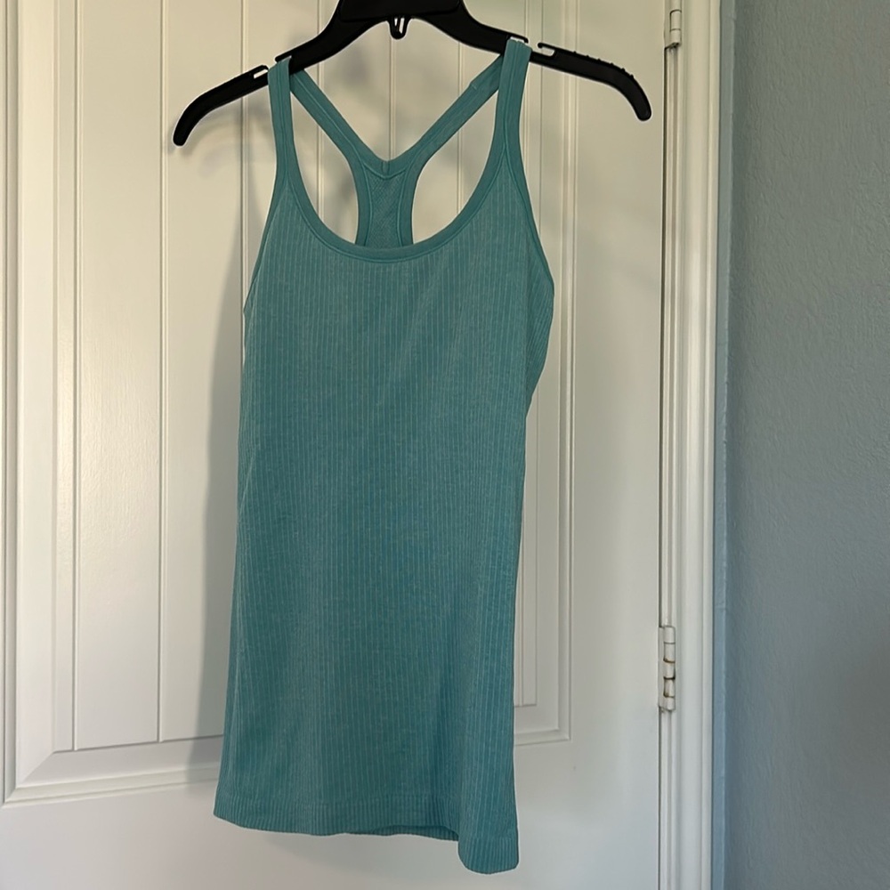 Lululemon Ebb to Street Tank Top Size 8 Aqua Blue